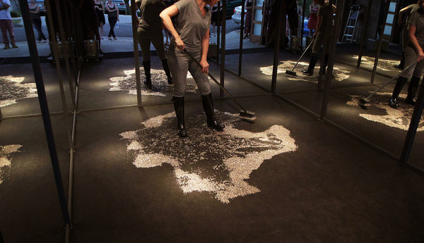 Sara Schnadt, Drafting Universes